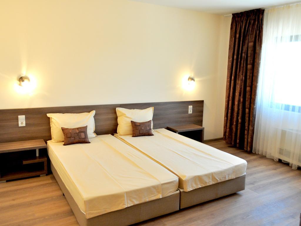 Yustina Villas Guest House Номер фото